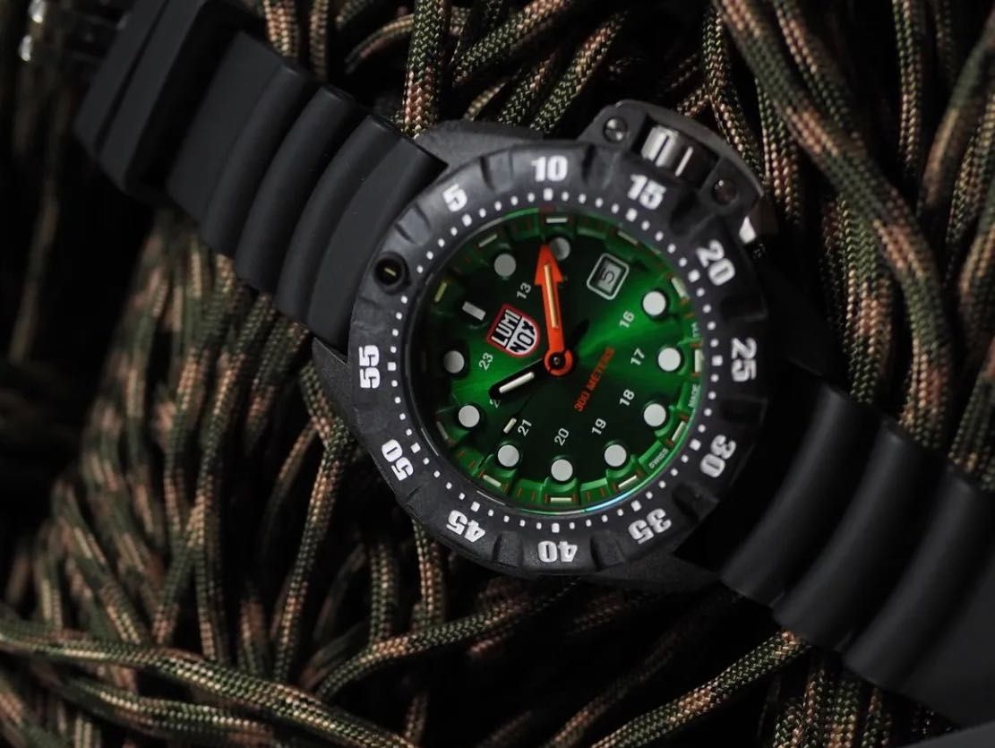 Luminox XS.1567 Scott Cassell Deep Dive 1550 SAPPHIRE 45 mm. 300 MT.