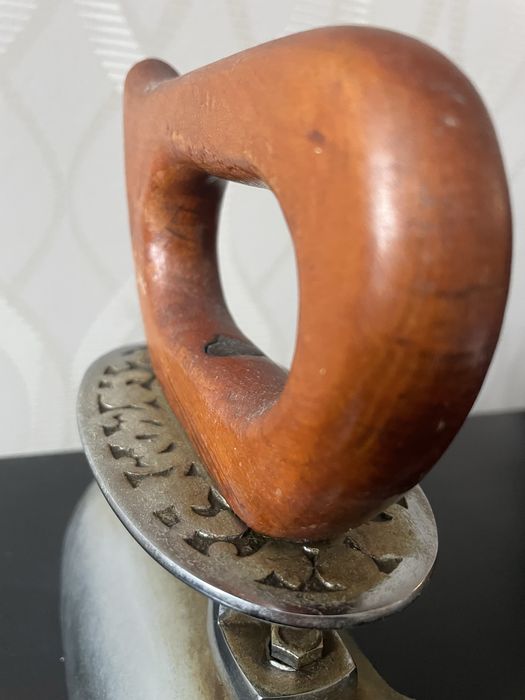 Stare zabytkowe ŻELAZKO Z DUSZĄ z XVIII wieku Poznań