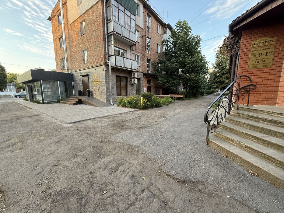 Продаж! Центр! 2-кімнатна квартира! Індивідуальне опалення!