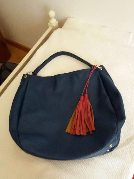 Mala em pele em bom estado