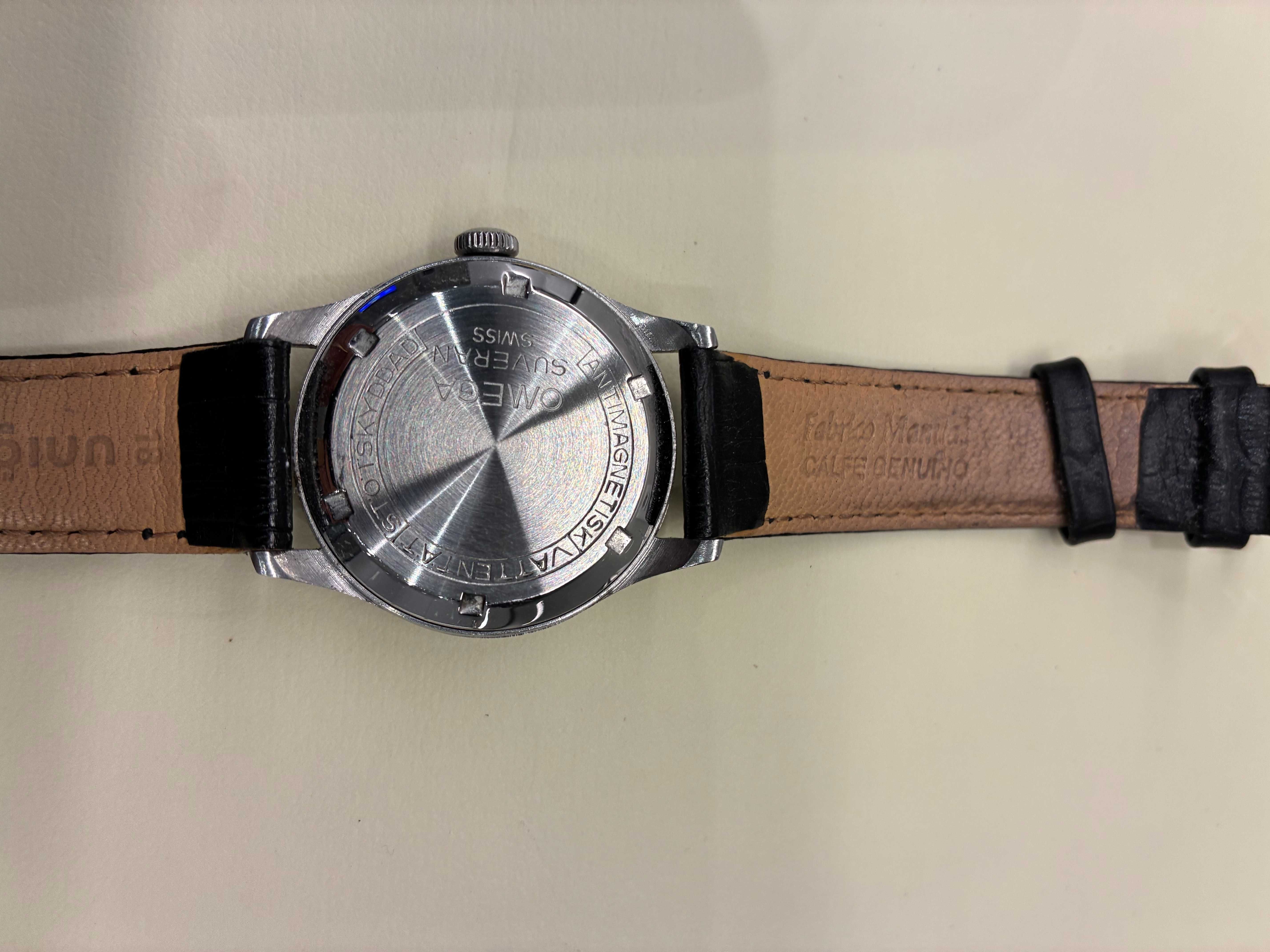 RELÓGIO OMEGA SUVERAN 2400-4.