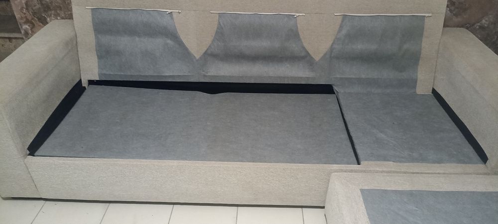 Sofá , 3 lugares,  cama com chaise longue direito ou esquerdo