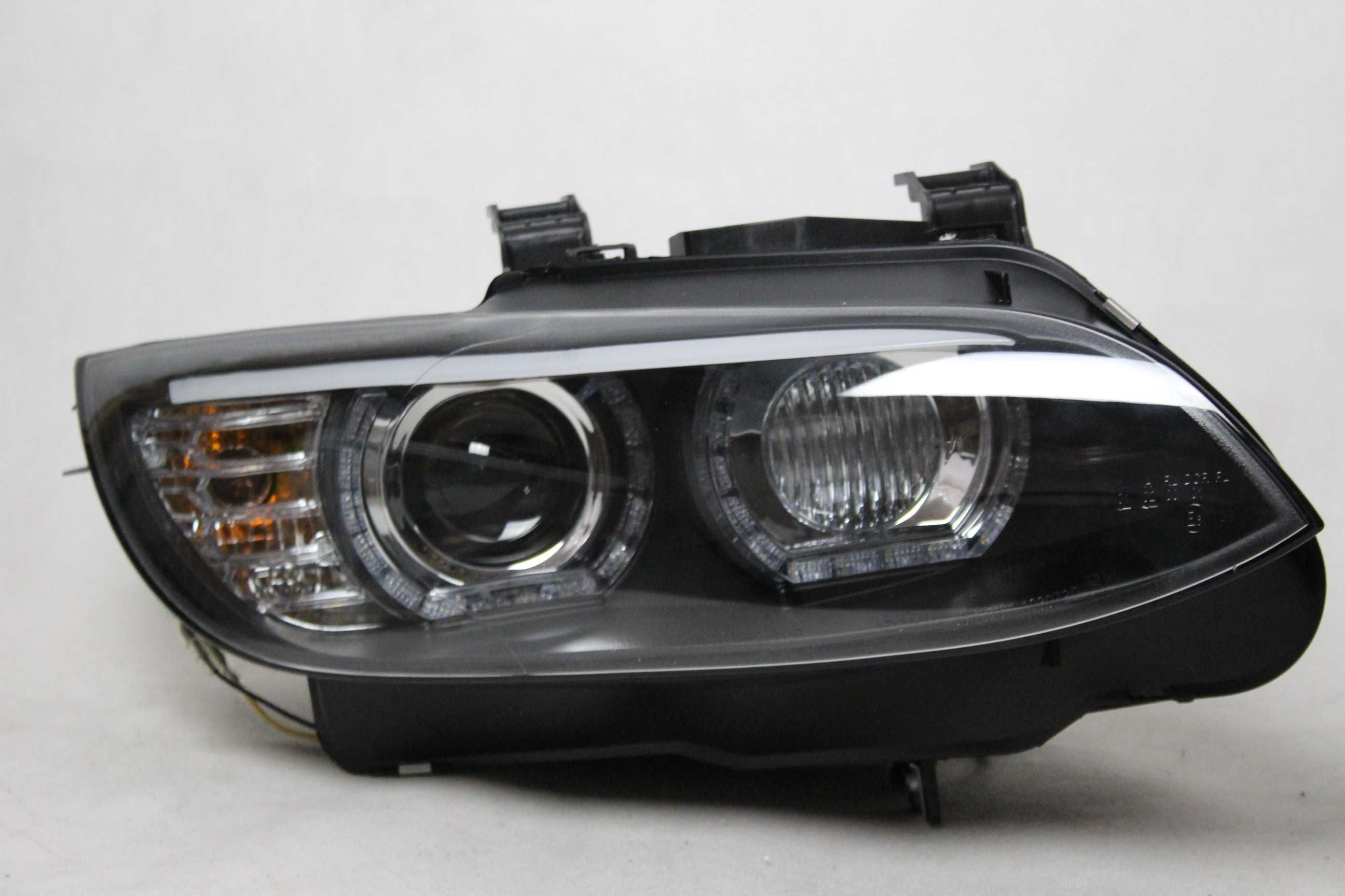 Lampy przednie przód BMW e92 e93 06-11 ANGEL EYES LED XENON DRL BLACK