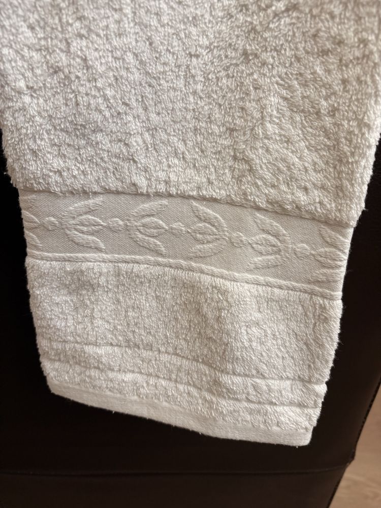 Toalha de rosto 100% algodão [101x 46 cm]