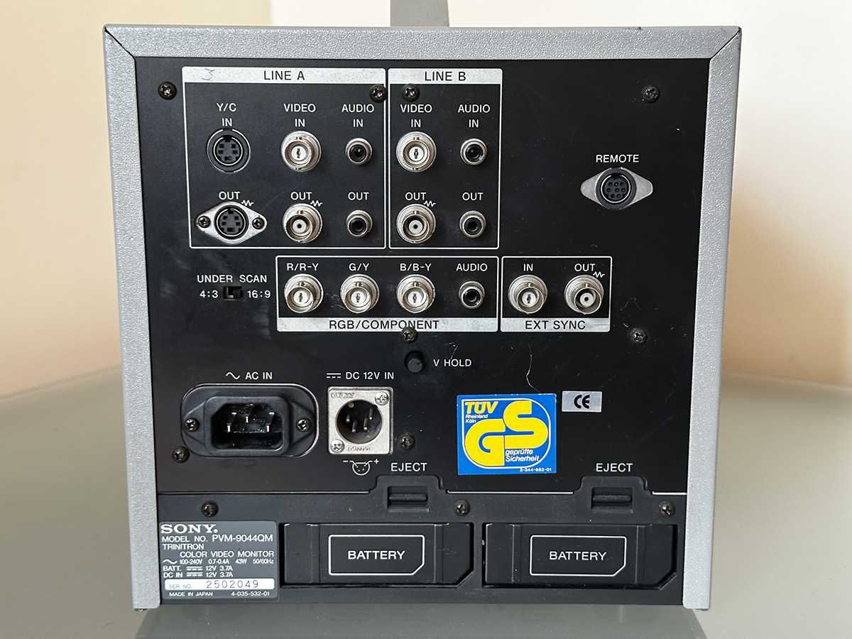 SONY PVM-9044QM 9" Trynitron, Retro Gaming, CRT, 100% sprawny