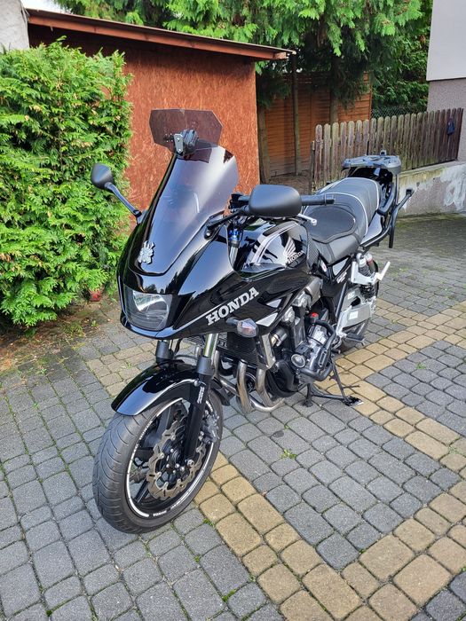 Honda CB1300s 2011r yamaha suzuki Kawasaki