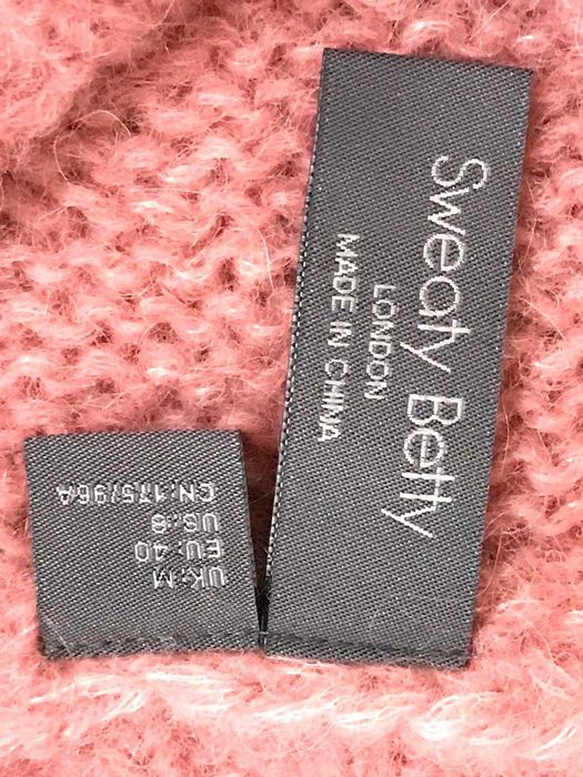 Укороченный джемпер 40% мохер, 40% альпака от sweaty betty.
