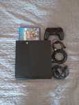 PlayStation 4 500GB + Comando + Jogo Far Cry 4 + Cabos