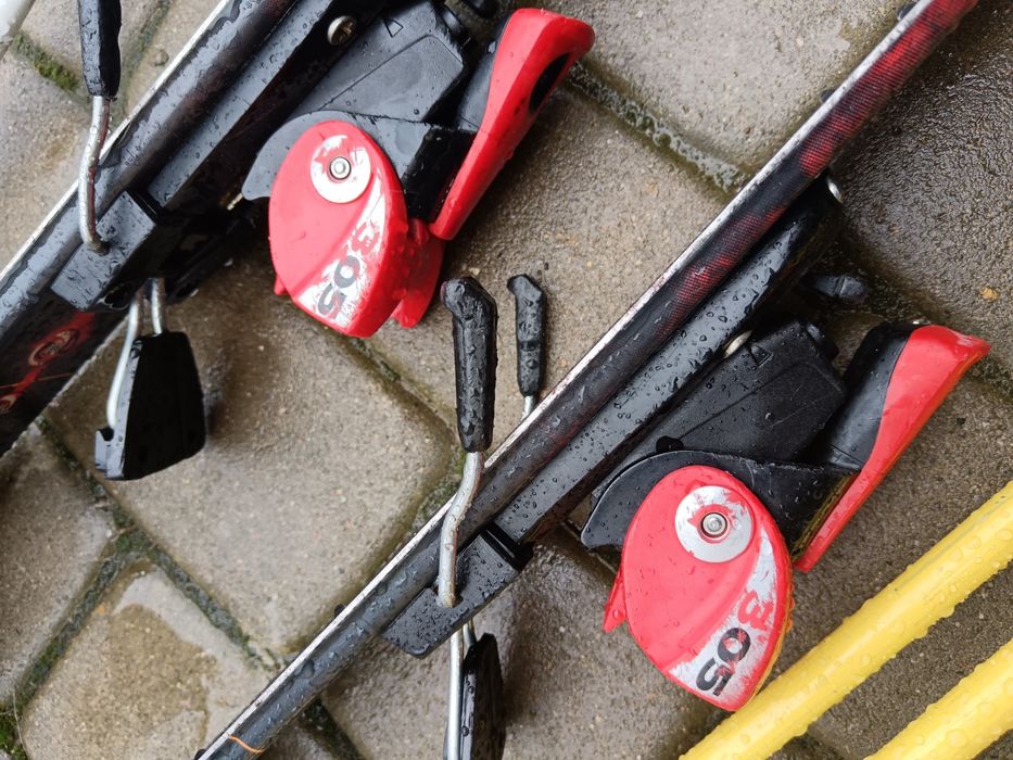 Narty zjazdowe Rossignol