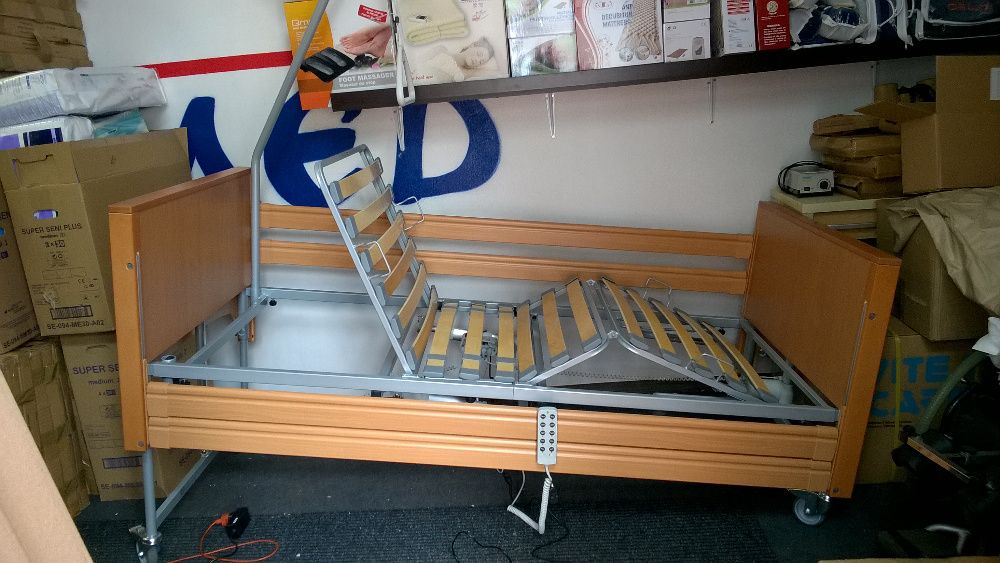 Nowe łóżko rehabilitacyjne z pilotem dla seniora Elbur PB 331