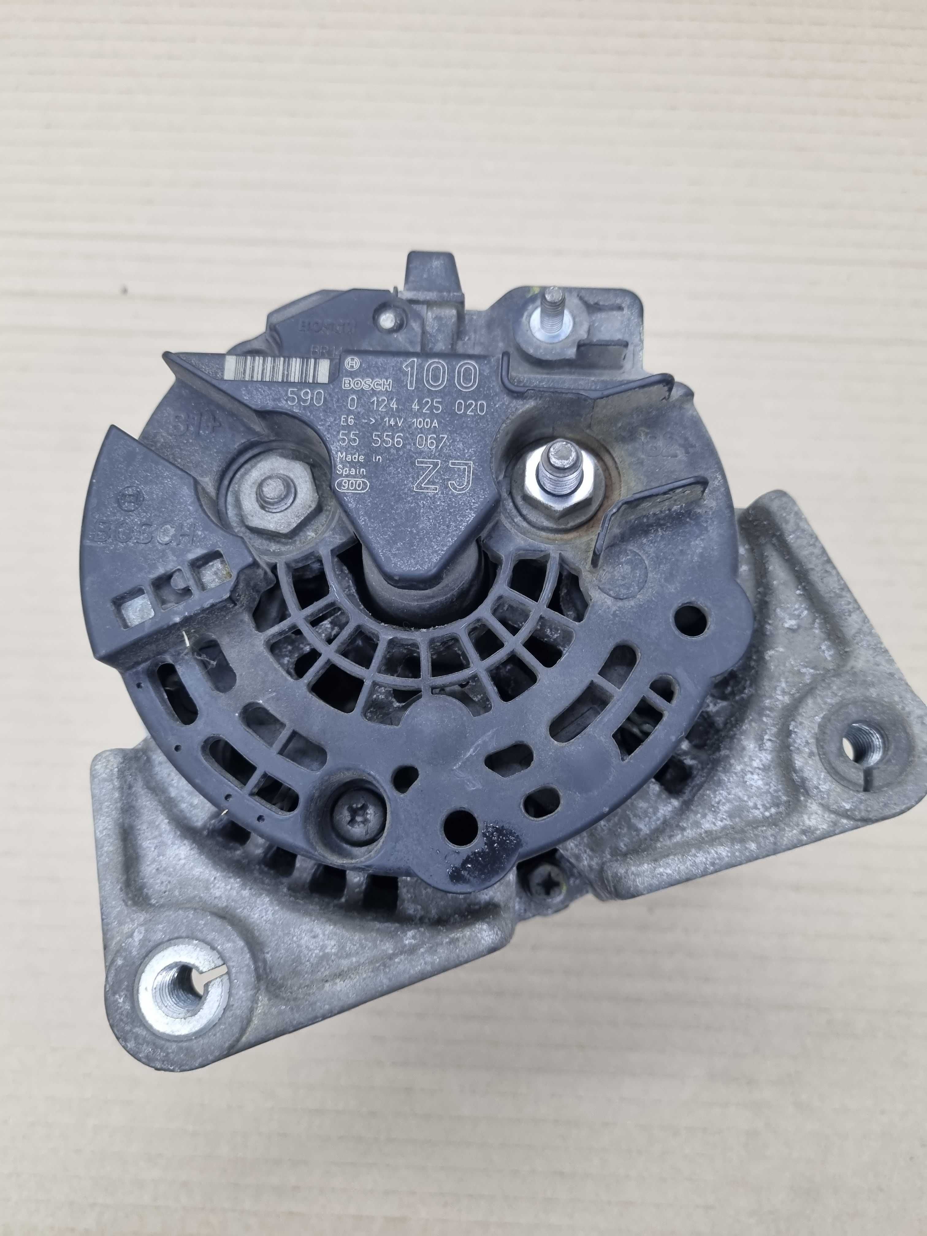Alternator Opel Astra H Zafira B Z16XEP ZJ 100 Amper