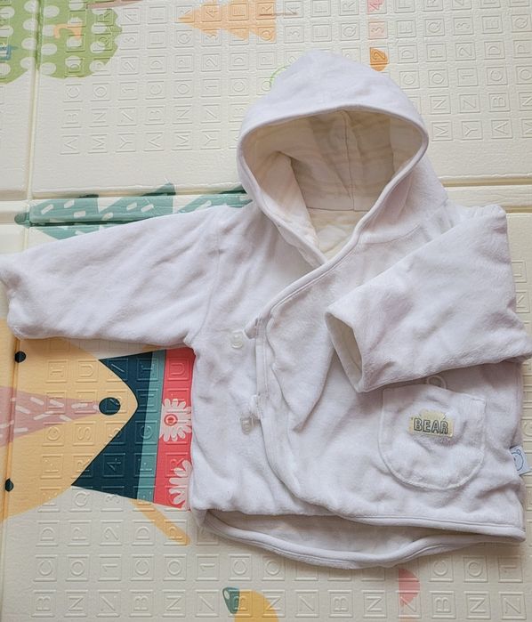 Демісезонна курточка на немовля