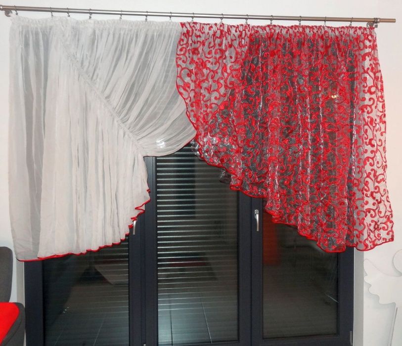 NOWA firana 250-300 na 150 plus balkon 90-100 na 245