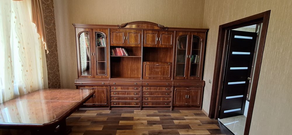 Продам стенку в стиле борокко