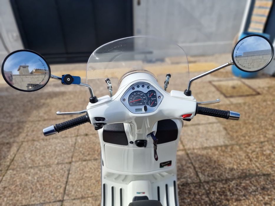Vespa GTS 300 ie