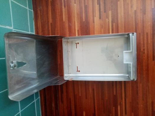 Dispensador de toalhetes de papel em aço inox MAGNUM