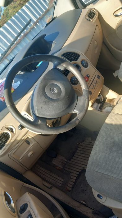 Renault modus na części maska silnik drzwi lampy