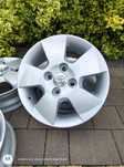 14 Toyota Aygo 4x100 4,5J et39. 42611-YY340