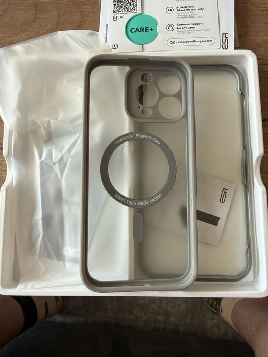 Etui iphone 16 pro max ESR + szkło hartowane. Nowe