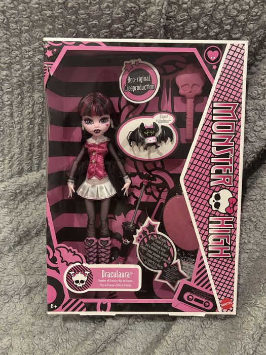 Монстер хай Monster high Дракулаура репродукція
