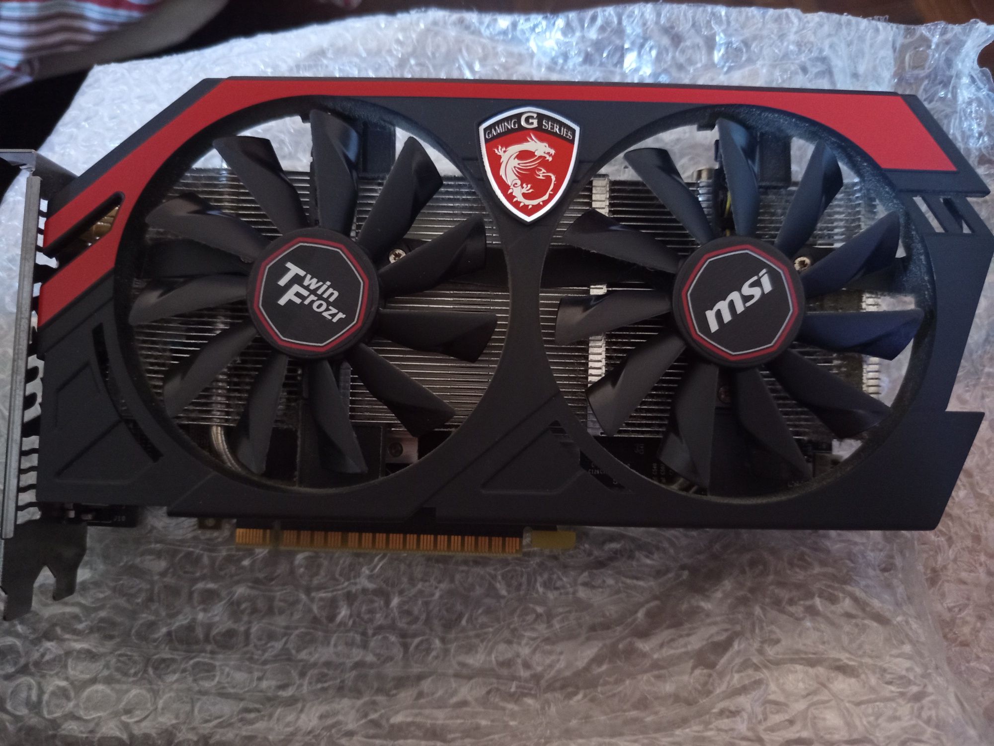 Placa gráfica MSI gaming series Twin Frozr 750 ti