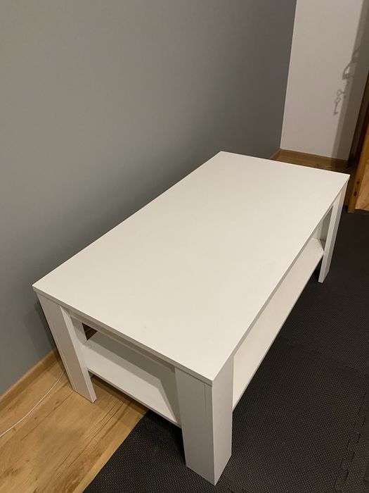 Stolik kawowy Ikea w bardzo dobry stanie