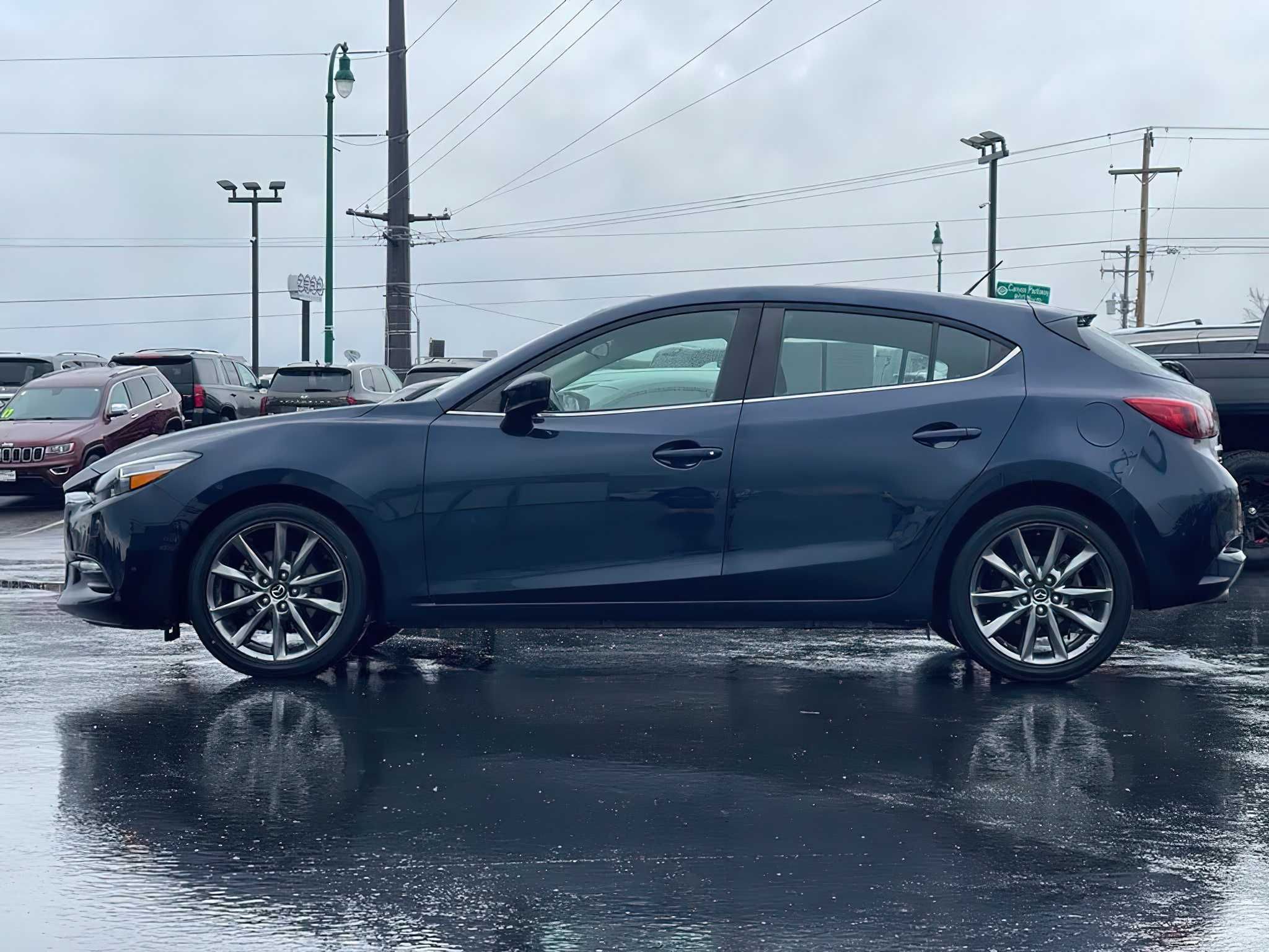 Mazda 3 2018 Blue