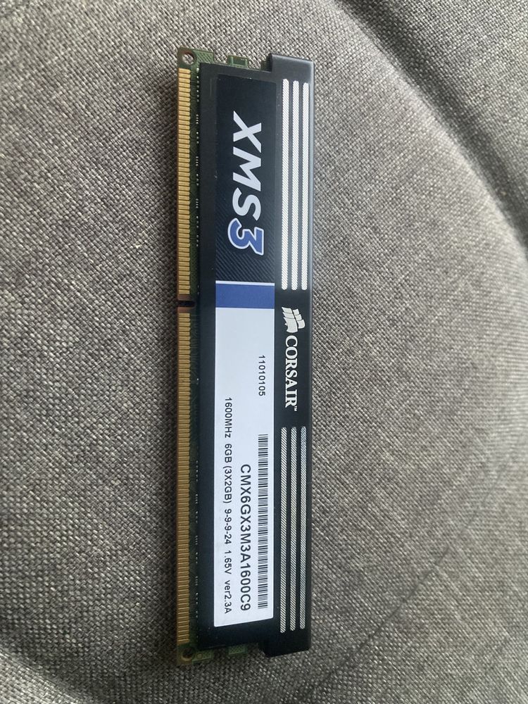 Corsair DDR3 2GB