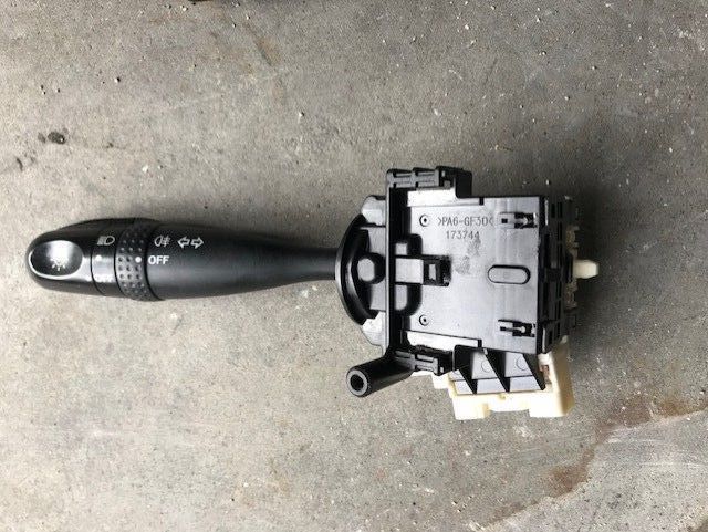 Manete comutador de luzes suzuki swift