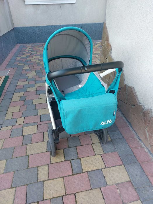 Дитяча коляска 2 в 1 в ідеальному стані