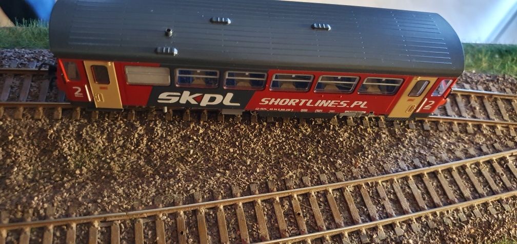 Wagon motorowy SKL.PL Karol Roco pasuje z Piko DCC