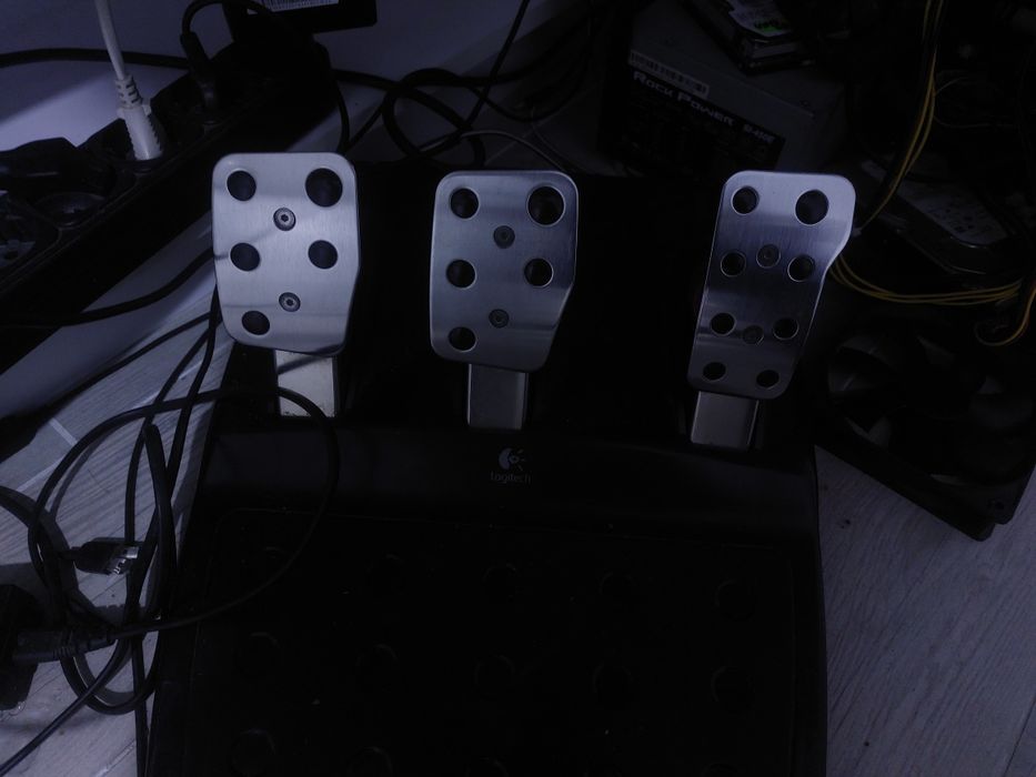 Logitech 25 без лепестків