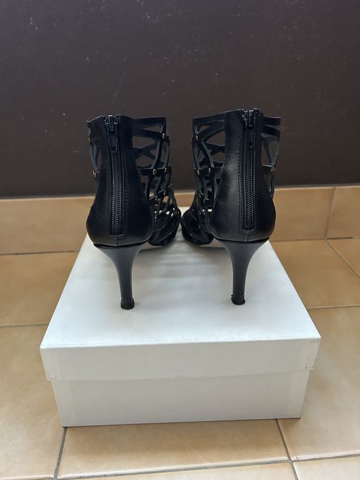 Sandálias Prof, tamanho 37