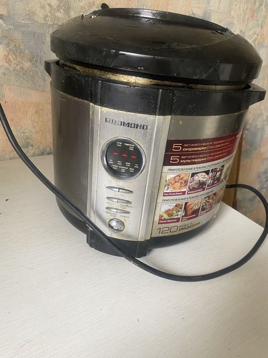 Мультиварка REDMOND  бу на запчасти