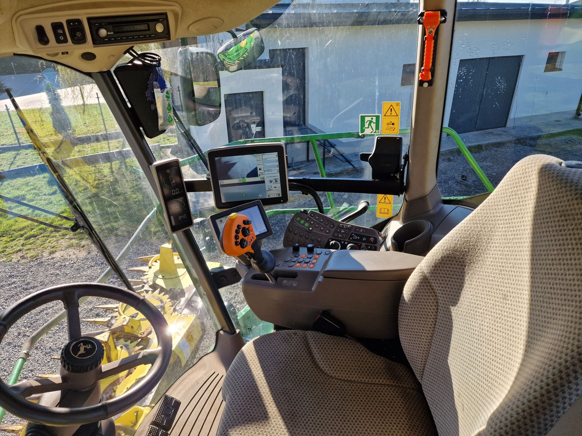 Sieczkarnia samobieżna John Deere 8400i, kemper 375 plus