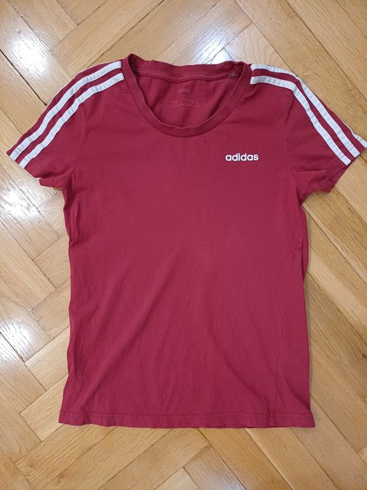 Bawełniana burgundowa koszulka Adidas