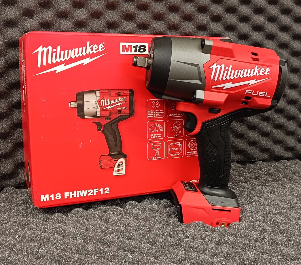 Klucz udarowy 1/2" M18 FHIW2F12 Milwaukee Najmocniejszy na 1/2 Do kół