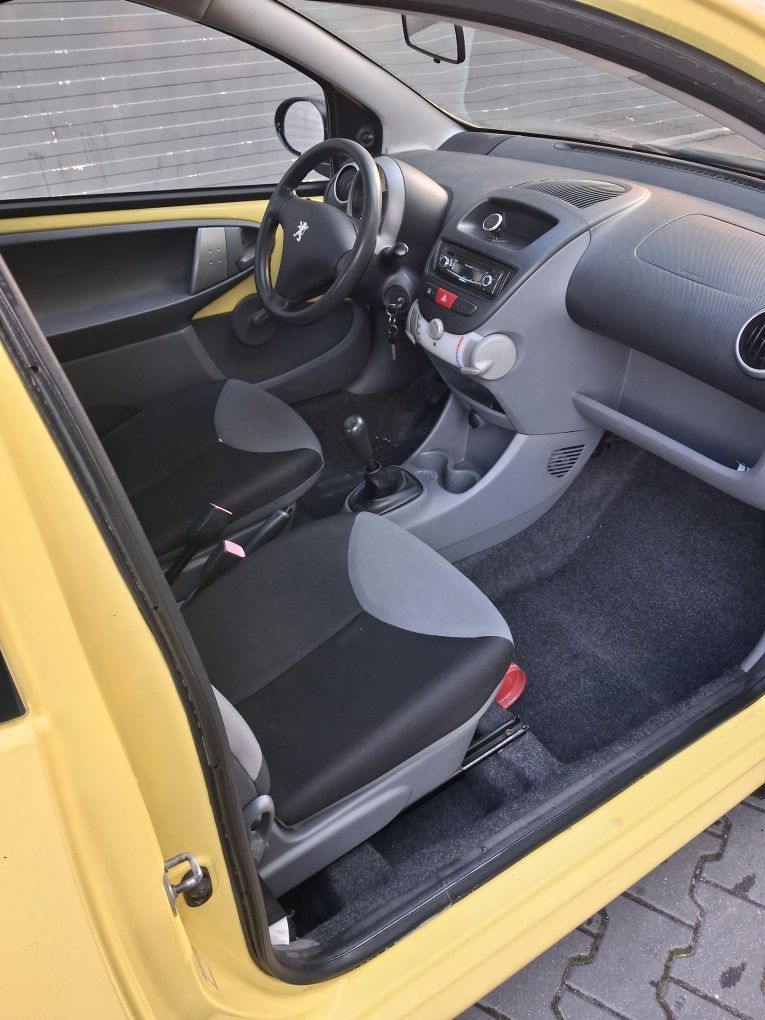 Żółta Strzała z silnikiem Toyoty* Peugeot 107* Nowe opony filtry olej*