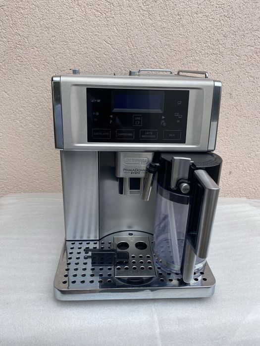 Кавомашина DeLonghi Primadonna Avant ESAM6700 Відмінний стан є Вибір