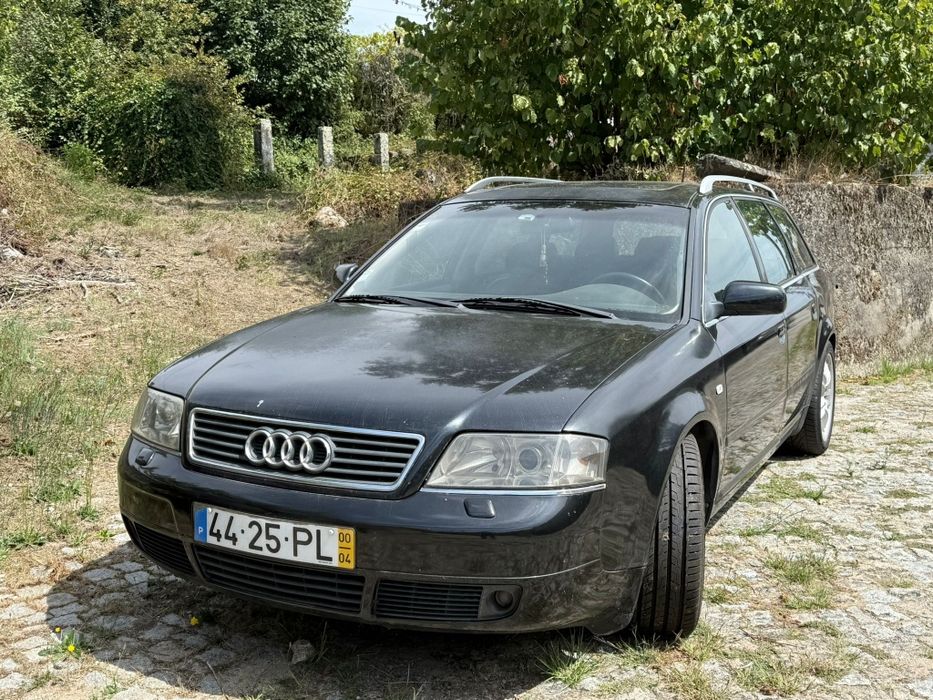 Audi a6 preta em bom estado de conservação com pneus novos