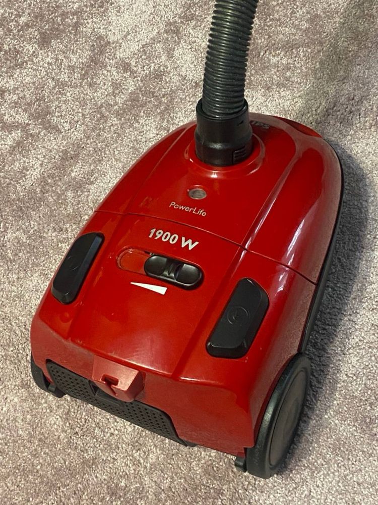 Пылесос Philips 1900W