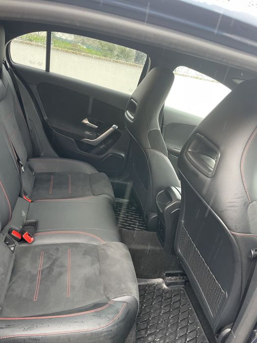 Vendo Mercedes-Benz Classe A 250 e AMG Line