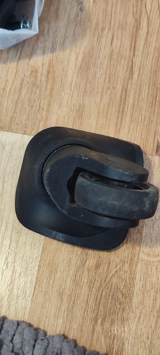 Kółka do walizki C11