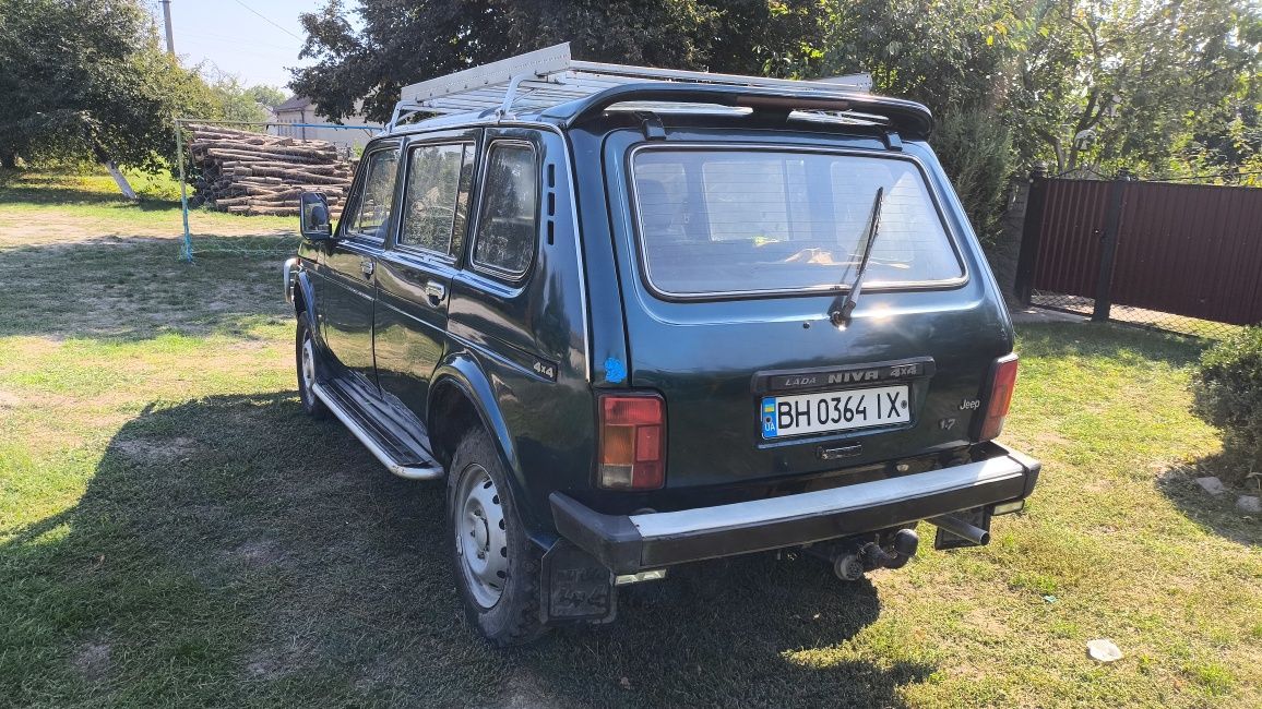 Продам автомобіль ВАЗ 2131
