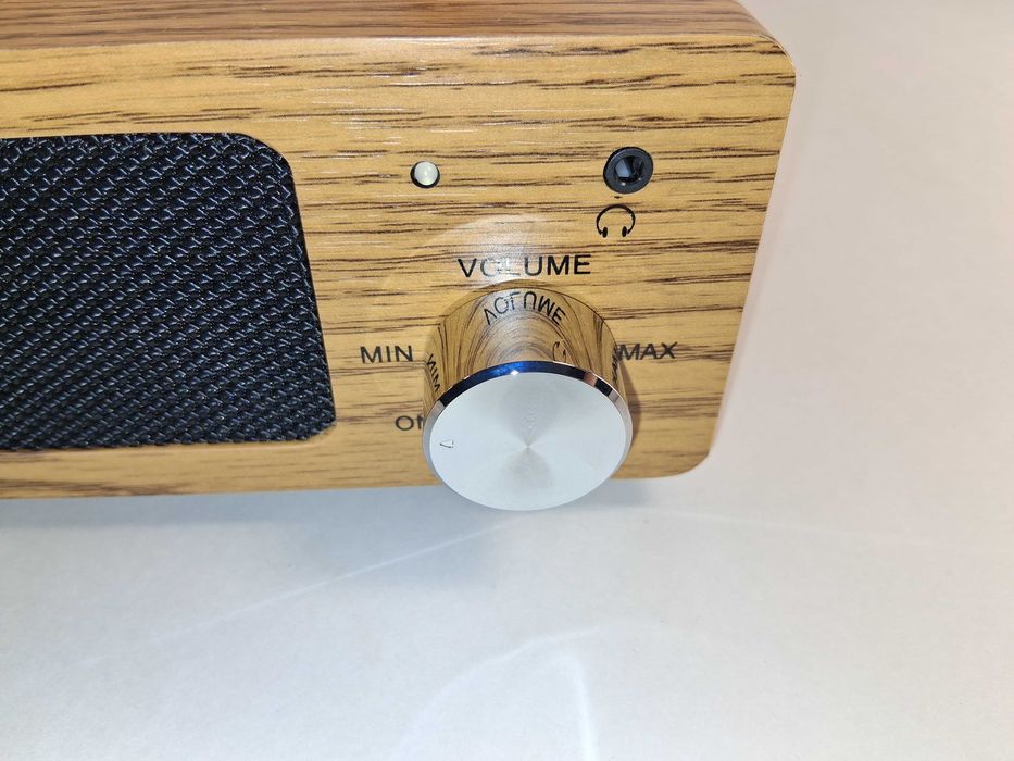 C228 Retro Odtwarzacz Muzyczny A6 z USB i Głośnikami Stereo