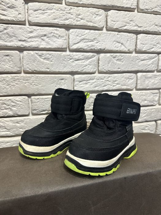 Зимове тепле взуття  чоботи дитяче 23 р