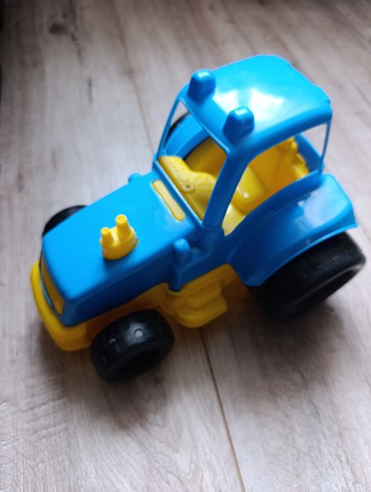 Трактор
Трактор п