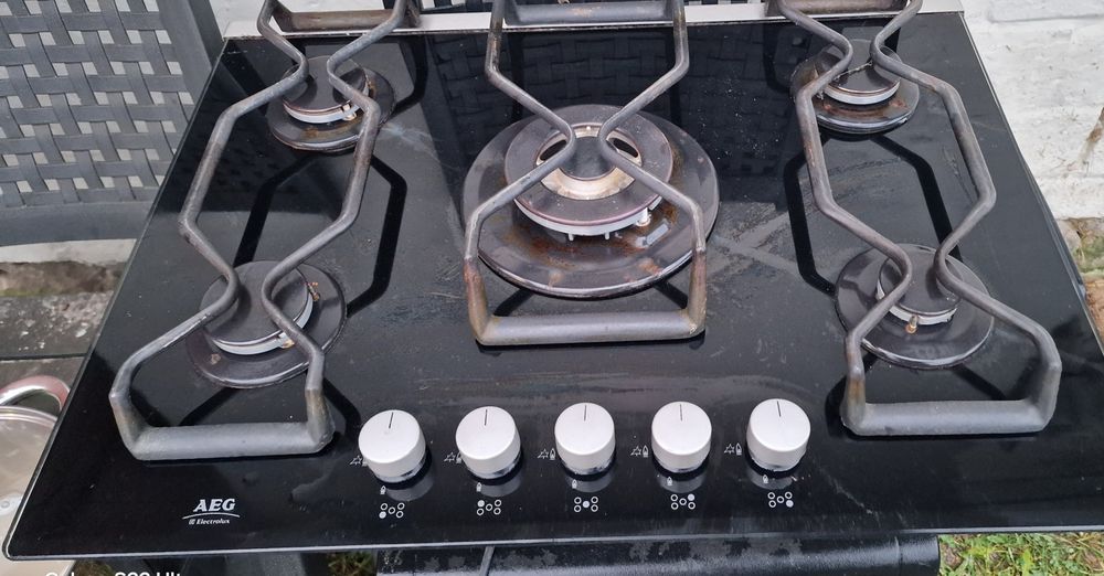 Газова поверхня AEG