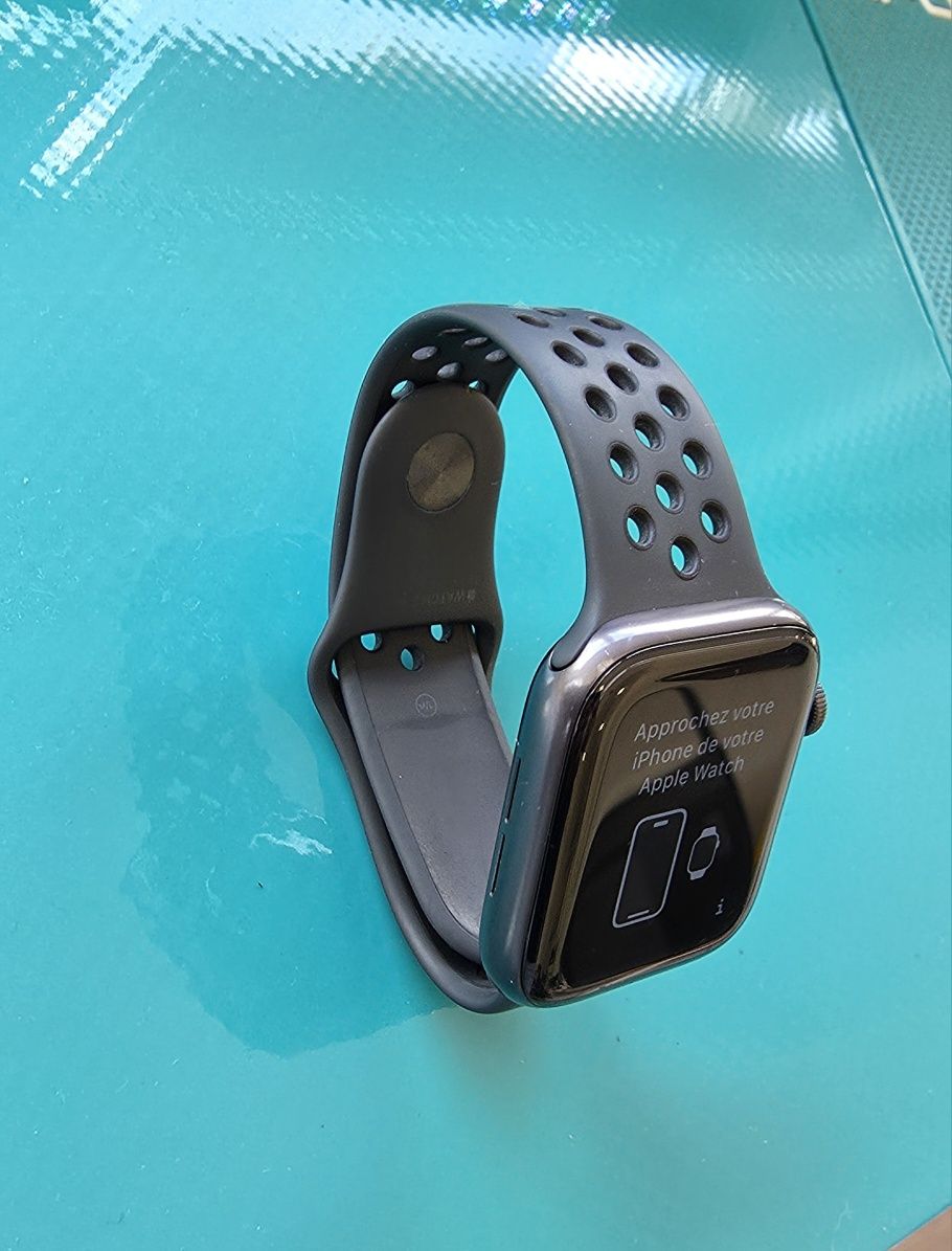 Apple Watch 6 Nike 44mm LTE