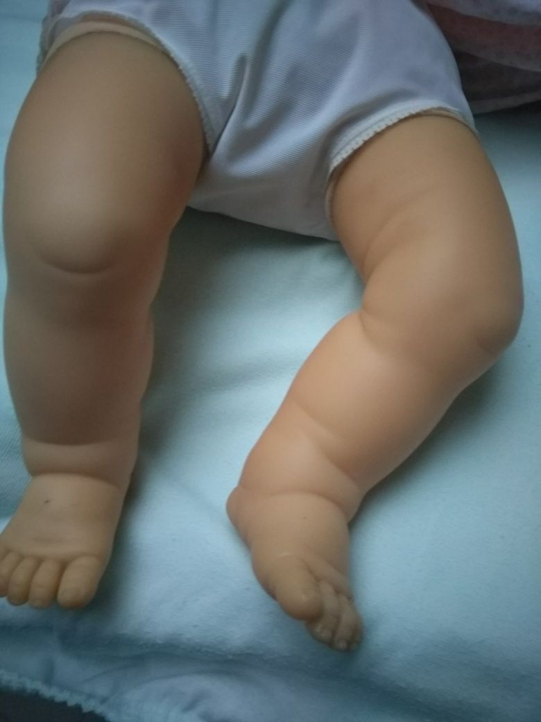 Boneca antiga, tipo bebé verdadeiro